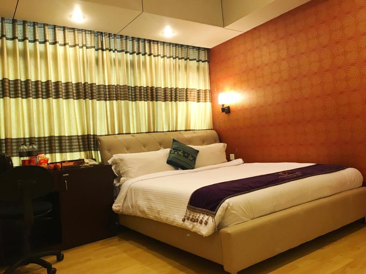 Century Park Residence Дака Екстериор снимка