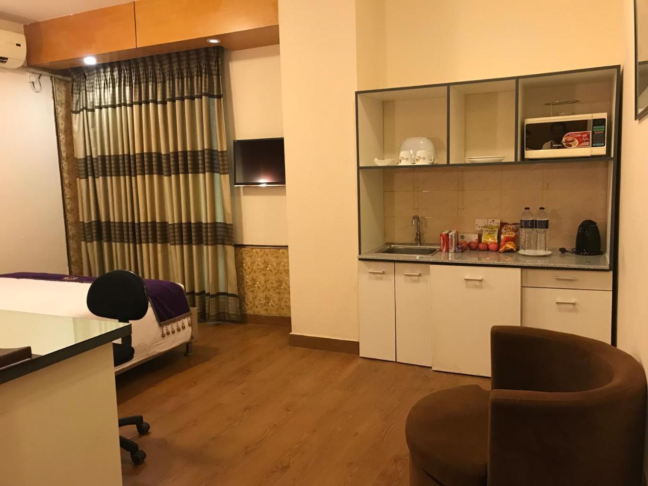 Century Park Residence Дака Екстериор снимка